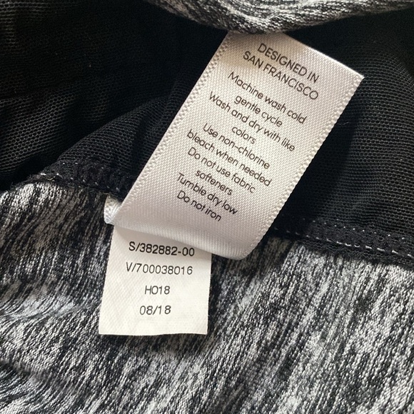 ATHLETA Uptempo Ultra Soft Athletic Hoodie Sweatshirt Women’s Size Small - Picture 10 of 12